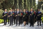10.05.2025-ci il tarixdə Nizami rayon ictimaiyyəti Ümummilli Lider Heydər Əliyevin məzarını ziyarət edib.